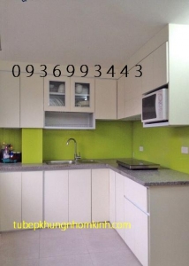 tủ bếp nhôm cánh gỗ nhựa đẹp