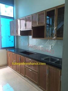 thi công tủ bếp nhôm vân gỗ
